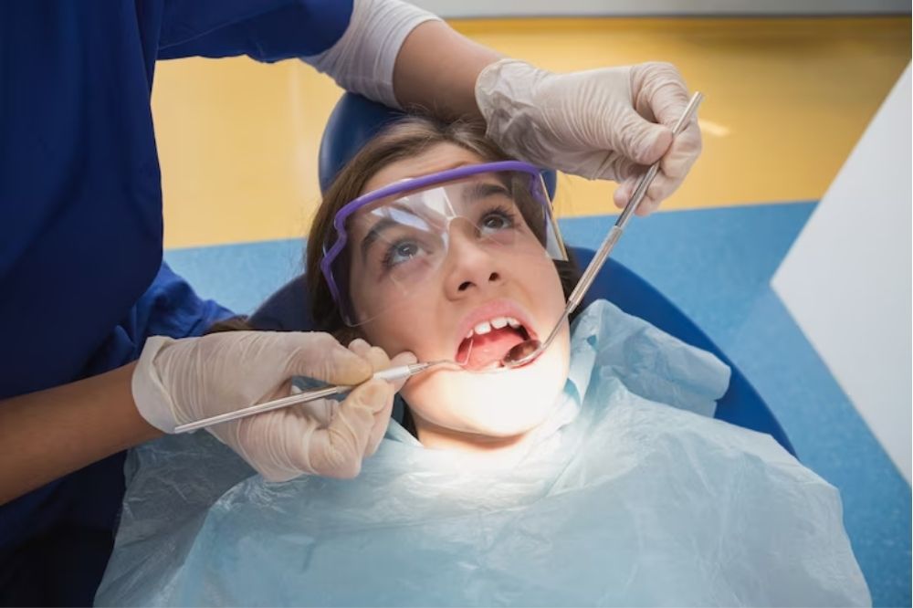 what to expect when visiting an emergency dentist